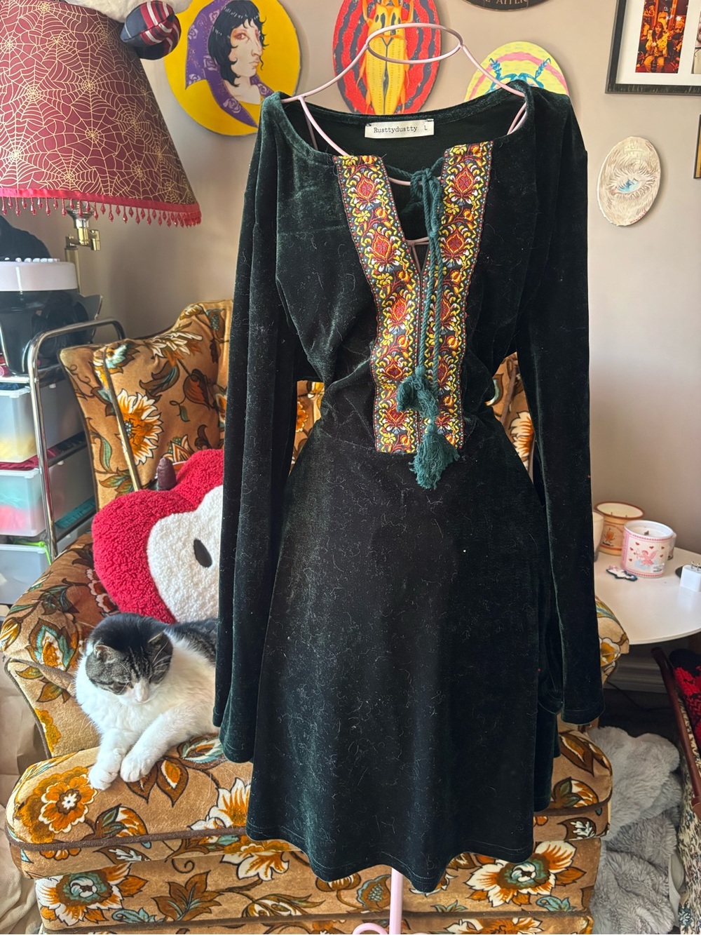 Rusttydustty Embroidered Velvet Mini Dress in Green Size Large